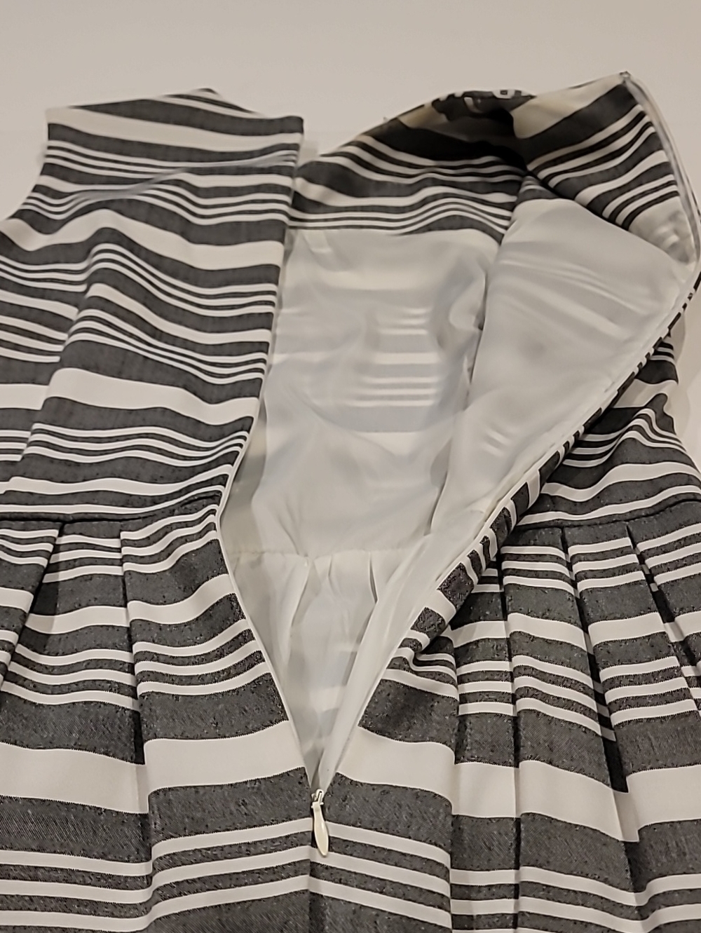 Calvin Klein Gray and White Striped Sleeveless Fit-and-Flare Dress 2 - Picture 12 of 14